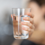 Une eau pure dans votre habitat peut avoir des impacts positifs sur votre bien-être psychologique
